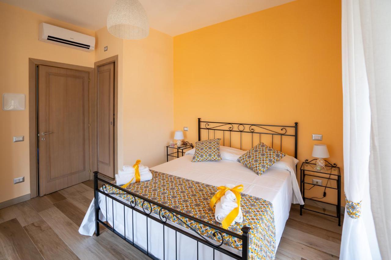 ---5 Minutes From The Sea ---Panorama And A-C Bed and Breakfast Vietri Exteriör bild